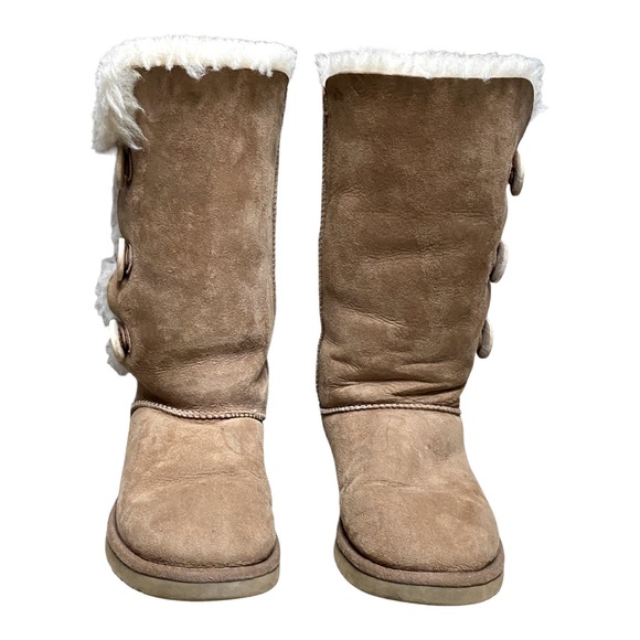 UGG Leather Boots, Size 7, Side Buttons - Picture 2 of 14